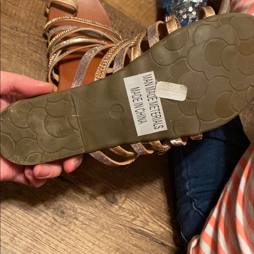 Flip flops!! - Picture 4 of 6